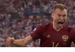 Video: el gol de Berezutsky en las puertas de Inglaterra en la Eurocopa 2016